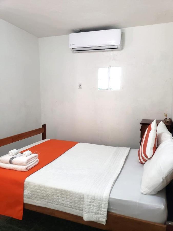 Beach Club Budget Rooms At Popeyes 키코커 외부 사진